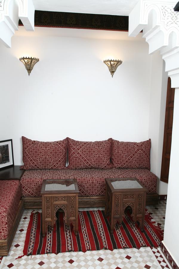 Riad Batchisarai Фес Экстерьер фото